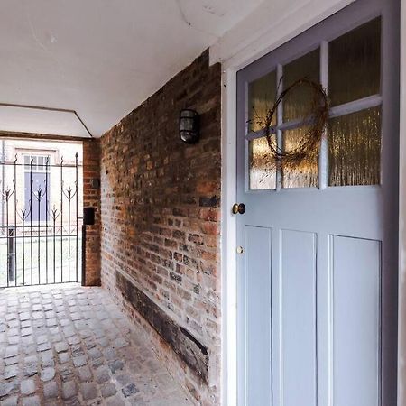 Rustic Chester Cottage Near Shops & Terrace Exterior foto